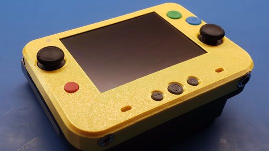 玩家自制最小N64便携主机 获吉尼斯世界纪录认证
